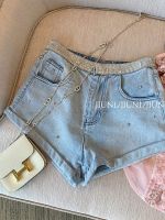 กางเกงขาสั้น Blue curled denim shorts female niche design Heavy Industry Sense high waist belt diamond hot pants