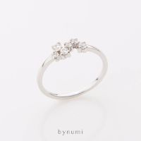 bynumi Cluster Ring - "Most Favourite" แหวน เงินแท้ 925 ชุบทองคำขาว และ เพชรสวิส