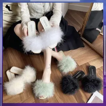 White deals fur sandals