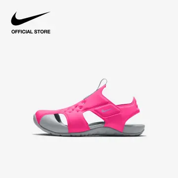 Little girl clearance nike sandals