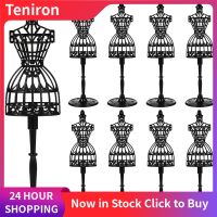 Teniron ชุดตุ๊กตา 12pcs ยืนชุดตุ๊กตาผู้สนับสนุน Mannequin Mini Doll Clotes Stands