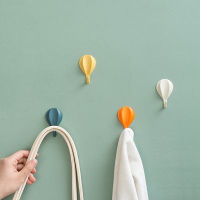 （A SHACK）✠∏ 8PACK Air Balloon Hooks Strong Adhesive Key Wall Hanging Hole-free Seamless Hook Hanger