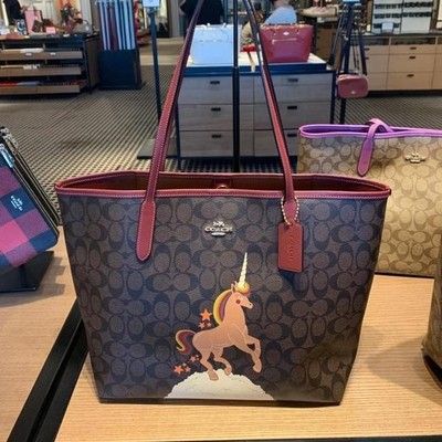 Coach Coach new classic buckle milk tea tote bag city33 presbyopic