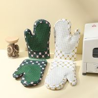 Thicken Oven Mitt Silicone Anti-scalding Gloves Heat Insulation Potholder Kitchen Gloves Tray Dish Bowl Holder Oven Hand Clip Potholders  Mitts   Cozi