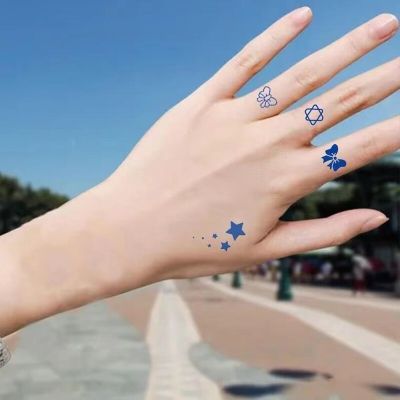 Herbal juice tattoo stickers waterproof female long-lasting ins wind cartoon cute small pattern finger simulation tattoo stickers