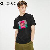 Giordano Men Painting Series T-Shirts Breathable Short Sleeves Stretchy Cotton T-Shirts Crewneck Pri สไตล์ใหม่