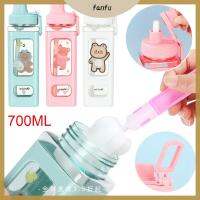 FANFU 700มล. Botol Minuman สี่เหลี่ยมใสรูปหมี700มล. พร้อมสติกเกอร์3D กระบอกน้ำฟางความจุมาก