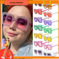 SURRIP FASHION สี่เหลี่ยมสี่เหลี่ยม แว่นกันแดดคริสตัลขนาดใหญ่ การป้องกัน UV400 กรอบใหญ่ๆ แว่นตากันแดดเพชร เย็นเย็น สปาร์กลิง ที่บังแดด สำหรับผู้หญิง