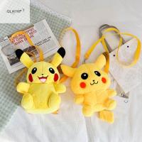 QLMYKP หอมหวาน พกพาสะดวก สายสะพาย โปเกมอน Pikachu ของขวัญของเล่น อุปกรณ์เครื่องแบบ JK กระเป๋าเป้สะพายหลังผู้หญิง กระเป๋าสะพายข้าง กระเป๋าใบเล็กน่ารัก กระเป๋าถือสไตล์เกาหลี