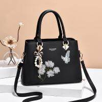 New summer bag bowknot is hanged adorn handbag fashion embroidered. Lady one shoulder aslant bales mother