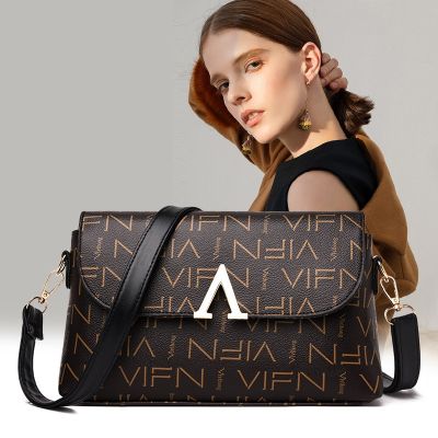 [COD] Womens Messenger 2019 New European and Printing Pu Leather Shoulder Fashion V-shaped Mother