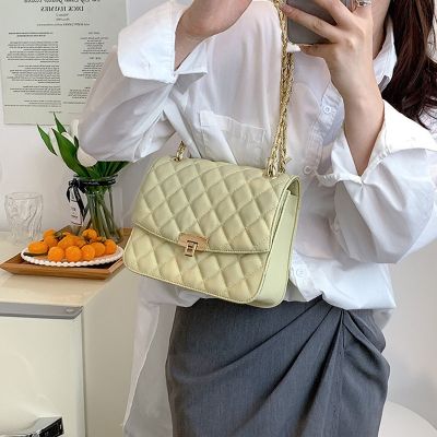 High quality handbags women 2022 popular new tide joker inclined shoulder bag ling chain fashion one shoulder small bread
