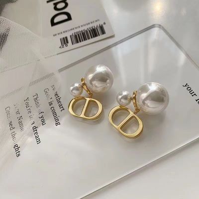 มาใหม่ Fashion earrings ต่างหูเงินแท้925 เวอร์ชั่นเกาหลีแฟชั่น style รูปแบบใหม่ (สินค้าพร้อมส่ง)
