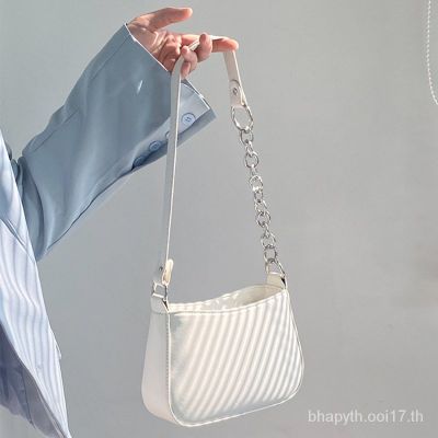【Candy style】 กระเป๋าหนัง PU กระเป๋าสะพายข้างแฟชั่นมาใหม่ งานสวย สำหรับผู้หญิง SM2404