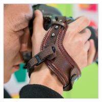 ✓❈◕ Camera Wrist Carrying Belt Holder Leather Hand Grip Strap for Canon R5 R6 R7 R8 R10 5D3 5DIV 6DII 80D Sony A7 A7M3 A7R4 A9