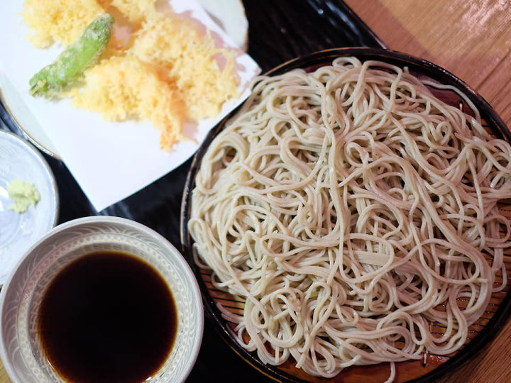 พร้อมส่ง-hakubaku-japanese-soba-noodles-ฮากุบากุ-โซบะซุปดาชิ-เป็ด-250-g-เส้นโซบะเหนียวนุ่มจากแป้งบัควีทอย่างดี