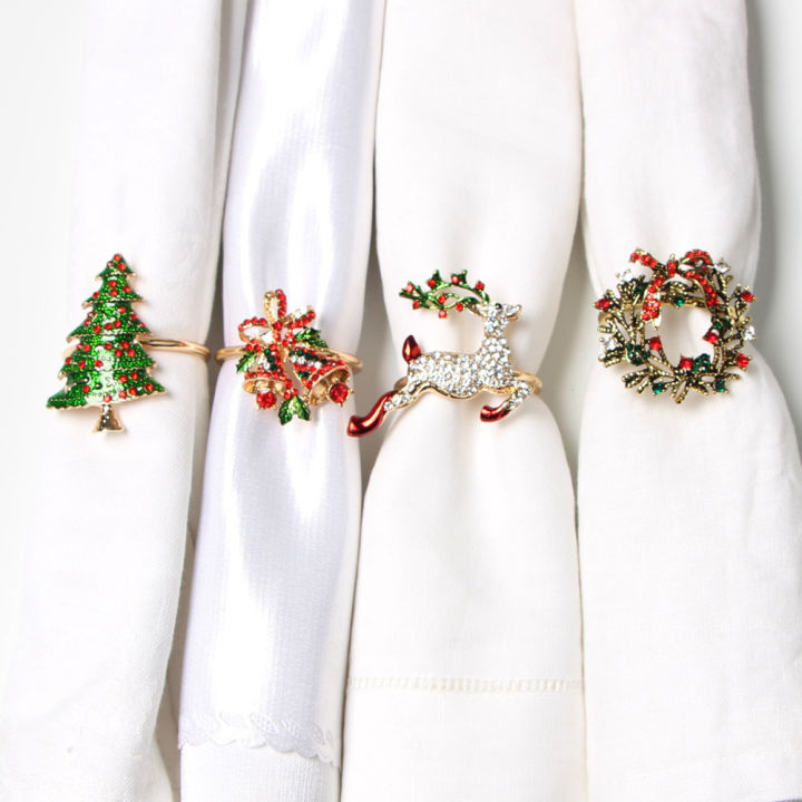 ชุดพวงหรีดแหวนปากโต๊ะดอกไม้ตัวอย่างโรงแรมผ้าเช็ดปากระดับไฮเอนด์สำหรับเทศกาลคริสต์มาส