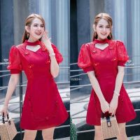 B18282 เดรสกี่เพ้า เว้าอกแต่งลูกไม้ Qipao dress, cut out, decorated with lace