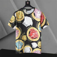 Versace เสื้อยืดสไตล์ตามท้องถนนผู้ชาย,เสื้อยืดพิมพ์ลายตัวอักษรสุดสร้างสรรค์เสื้อยืดฮิปฮอป2023แบรนด์ดีไซเนอร์เสื้อผ้าฝ้ายเข้ารูปแขนลำลองขาสั้นใส่ได้ทุกวันฤดูร้อน