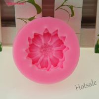 【Ready Stock】 ▤ E05 Purelove Daisy Flower Shape Silicone Mold DIY Pastry Cupcake Chocolate Bakeware Mould new