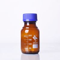 Brown reagent bottleWith blue screw coverNormal glassCapacity 250mlGraduation Sample Vials Plastic Lid