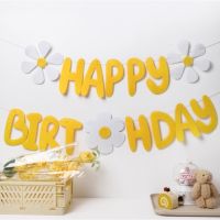 Happy Birthday Banner Yellow Flag Non Woven White Daisy Flower Garland Birthday Party Decoration Kids Baby Shower Hanging Flag Banners Streamers Confe