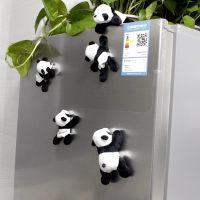 【lz】☈◕✓  1pc dos desenhos animados bonito macio pelúcia panda geladeira forte ímã geladeira adesivo para casa decoração lembrança acessórios de cozinha