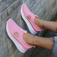 Spring Summer Womens Sports Shoes Hollow Flat Lightweight Barefoot Tennis Shoes Comfortable Wear Casual 43 Yards 2022 New