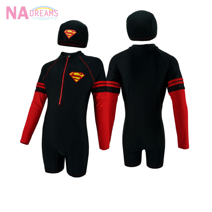 dc-ชุดว่ายน้ำ-ชุดว่ายน้ำเด็กชาย-ชุดว่ายน้ำบอดี้สูท-ลายการ์ตูน-superman-ซุปเปอร์แมน-จาก-nadreams-รุ่นเด็กโต-สีดำ