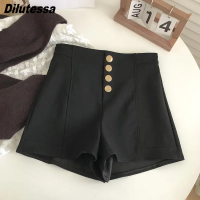 (XS-5XL)Dilutessa กางเกงขาสั้นสำหรับผู้หญิงสไตล์ลำลอง4ปุ่มเหนือเข่าสั้นกางเกงขาสั้นไซส์ใหญ่สีทึบ