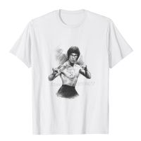 Bruce Lee ภาพวาด Retro Graphic T เสื้อแขนสั้นเสื้อยืดแฟชั่นฤดูร้อน Harajuku Streetwear เสื้อผ้าผู้ชาย