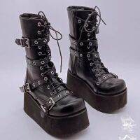 COD ขนาด 36-43 รองเท้าบูทสตรี Punk เข็มขัดหัวเข็มขัดหนารองเท้าบูทสูง Martin Boots