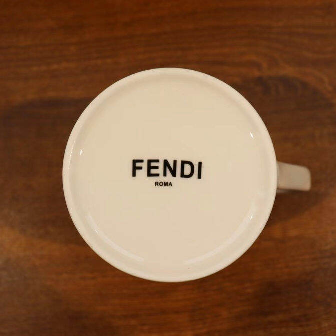 ขายดี-fendi-ใหม่-กล่องของขวัญ-หม้อเซรามิค-พิมพ์ลายโลโก้สี-แฟชั่น-สําหรับแม่-และเด็ก