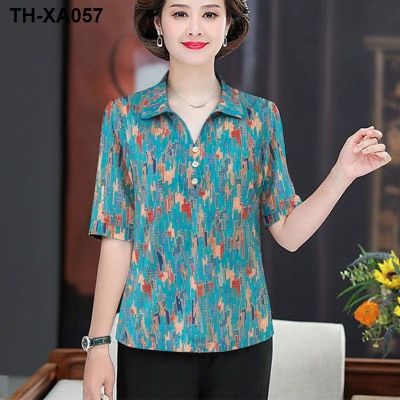 Middle-aged and elderly mothers short-sleeved 2023 summer new fashion lapel ice silk foreign style female