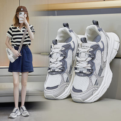 รองเท้าคุณพ่อผู้หญิงสไตล์เกาหลีรุ่นใหม่ 2023 รองเท้ากีฬานักเรียนฤดูร้อนตาข่ายระบายอากาศรองเท้าลำลองพื้นหนาเพิ่มความสูง K8-1