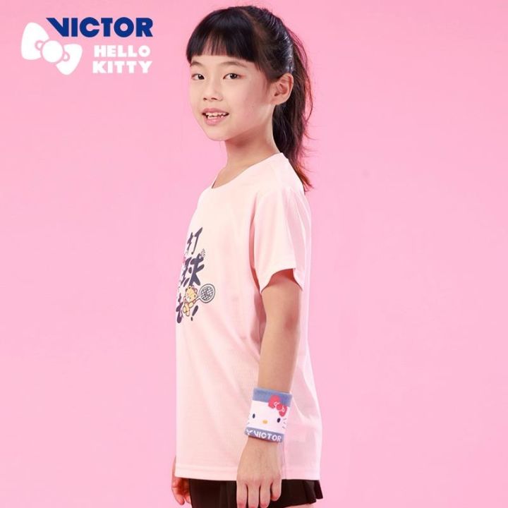 เสื้อยืดแฟชั่นสำหรับเด็ก-victor-victor-hello-kitty-victory-kt202jr-ชุดกีฬาแบดมินตัน-hello-kitty