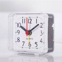 Bedside Small Silent No Tick Alarm Clock Quartz Battery Operated Wake Up Clocks Morning Alarm Clock Bedroom Desk Decoration