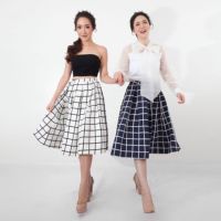 Checked twice skirt มาด้วยกันสองสีสวยมาก