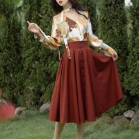 Spot parcel post Spring and Summer New 2023 French R Oil Painting Printed Shirt Red Skirt Two-Piece Set Fashion Hong Kong Style Suit