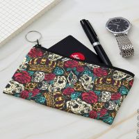 Uniseks Teror Tengkorak Dompet Koin Wanita Mini Kanvas Tempat Kartu Dompet Kecil Kantong Penyimpanan Harian Tas Kawaii Gadis Dompet Clutch