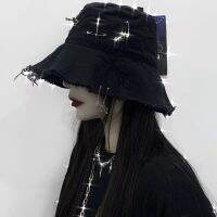 HOT★สีดำ Harajuku Mall Goth หมวกผู้หญิงผู้หญิงผู้ชาย Punk Emo Dark Academic ความงาม Cross Brim หมวก Fairy Grunge หมวกทางเลือก