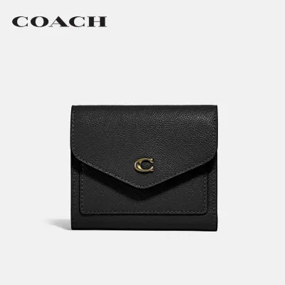 COACH กระเป๋าสตางค์ขนาดเล็กผู้หญิงรุ่น Wyn Small Wallet สีดำ C2328 LIBLK