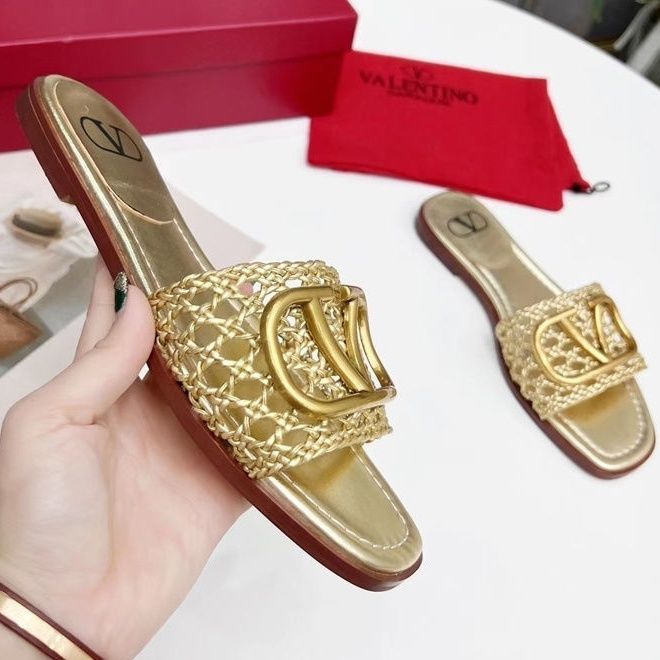 2023-new-british-fashion-vt-gold-buckle-flats-v-buckle-flip-flops-woven-slippers-womens-summer-outer