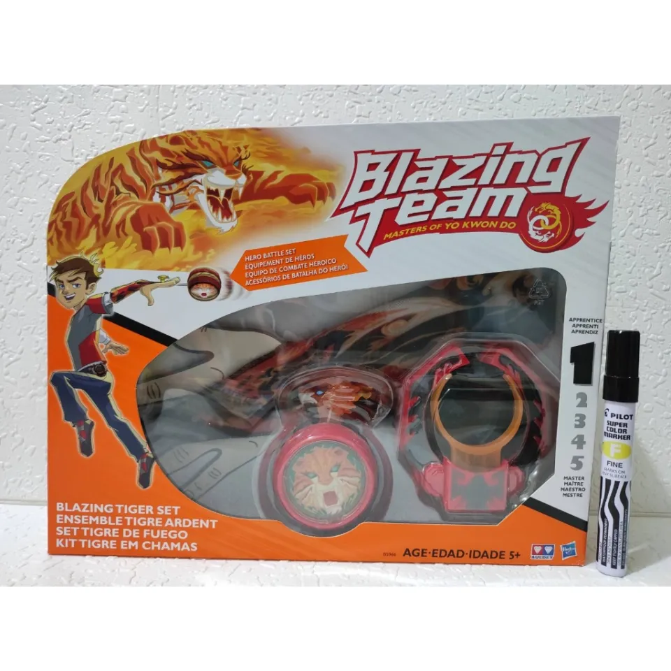 YOYO Blazing Team Masters Of Yo Kwon Do Blazing Tiger Set Hasbro