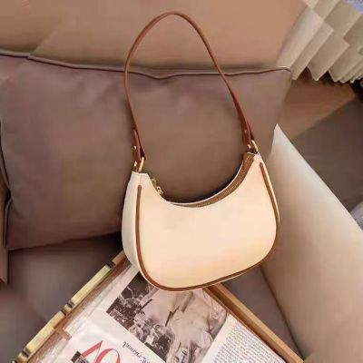 Summer small bags in the summer of 2022 the new tide one shoulder inclined shoulder bag students joker alar make dumplings white female bag