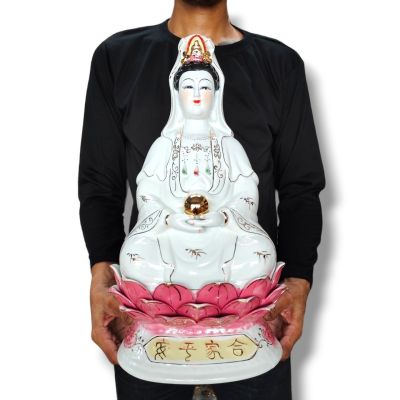 เจ้าแม่กวนอิมปางสมาธิถือลูกแก้ว เสื้อขาวขนาด 12 นิ้วกว้าง 6 นิ้วงานกังใสพรีเมี่ยมนำเข้าจากจีน