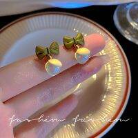 ผู้หญิง Xia ไข่มุกสีเขียวสตั๊ดฝ่ายเซนหูเข้าคู่ความรู้สึกการออกแบบเฉพาะกลุ่ม