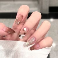 [COD] Gradient smudged wearable nail piece silver shiny cow manicure patch mid-length ballet false nails