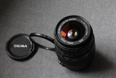 เลนส์ Sigma Macro 28-80mm F3.5-5.6 For Canon สภาพ 90 % เลนส์ใส ถ่ายมาโครได้ แถมฟิลเตอร์ ***อ่านก่อน