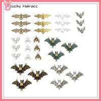 LUCKY HAIRACC 30PCS โลหะผสมอัลลอยด์ เครื่องรางรูปค้างคาว หลายสี สไตล์ผสมกัน เครื่องประดับรูปค้างคาวบินเหมือนผี การทำเครื่องประดับ จี้รูปค้างคาวฮาโลวีน สำหรับกำไลข้อมือ